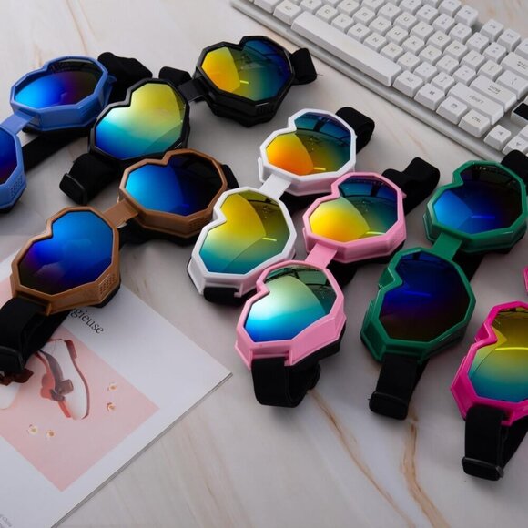 ?4Women White Heart Shaped Sunglasses Fashion Ski Goggles Oversize Love Glasses main image 5